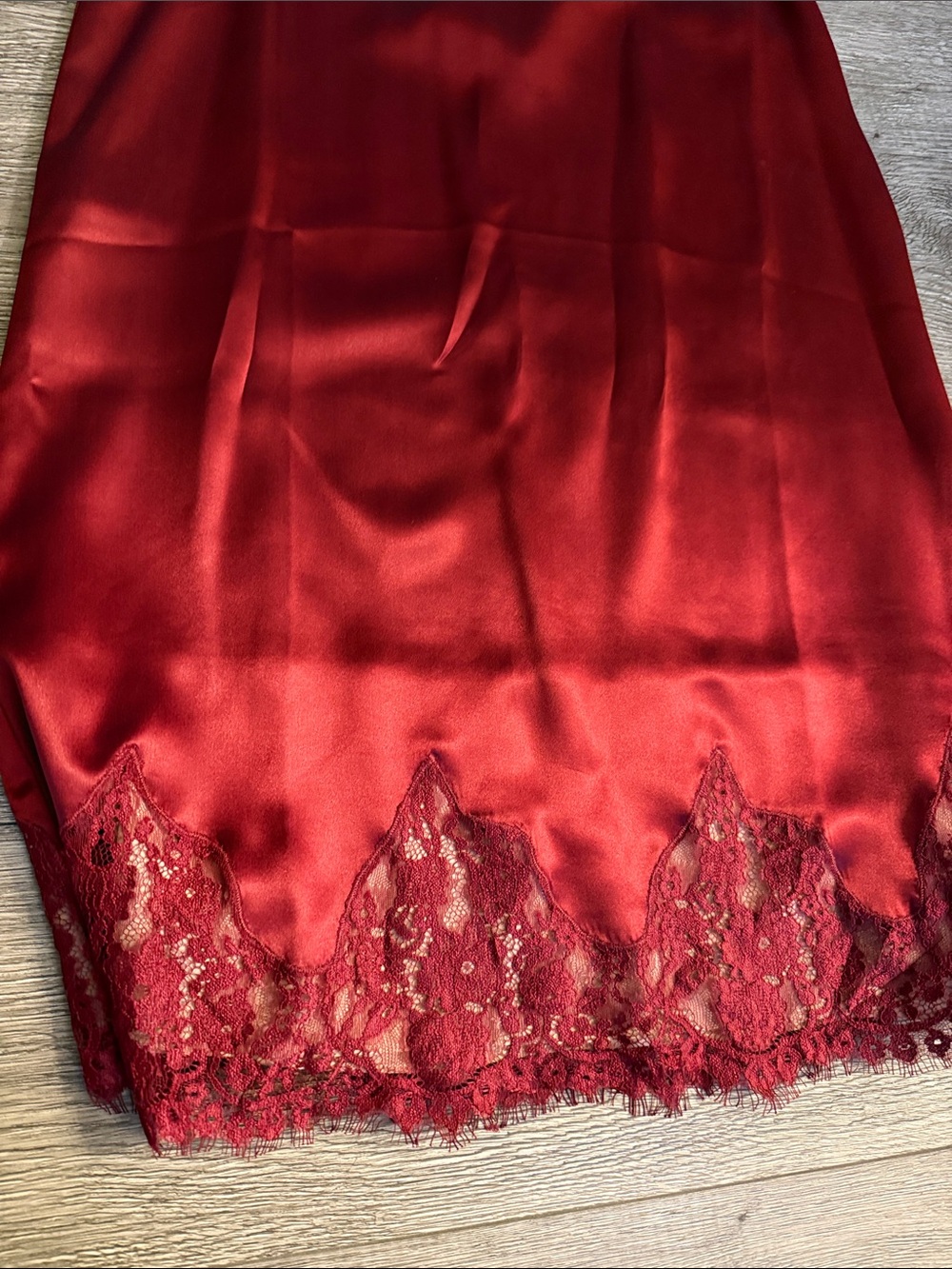NWT REFORMATION Jessalyn Silk Dress, Chianti - Picture 6 of 8